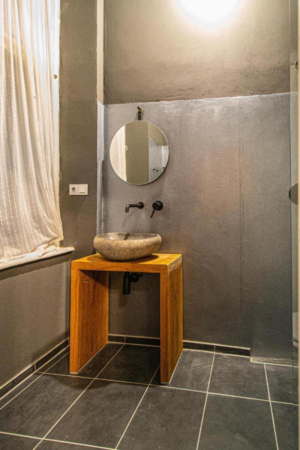 4 Bedrooms 130M2 Apartment At The Main City Square プラハ エクステリア 写真